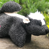 HUGGLE HOUNDS SQUISH SKUNK